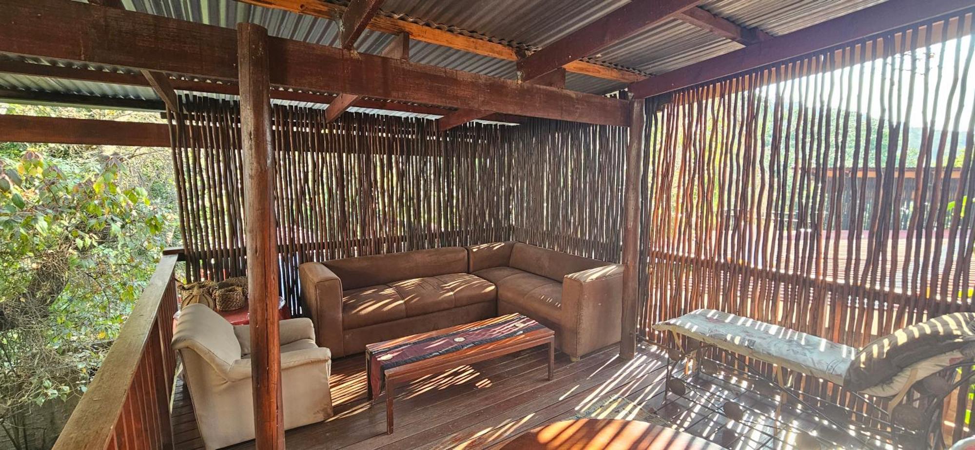 Old Vic Travellers Inn Nelspruit Mbombela Exterior foto