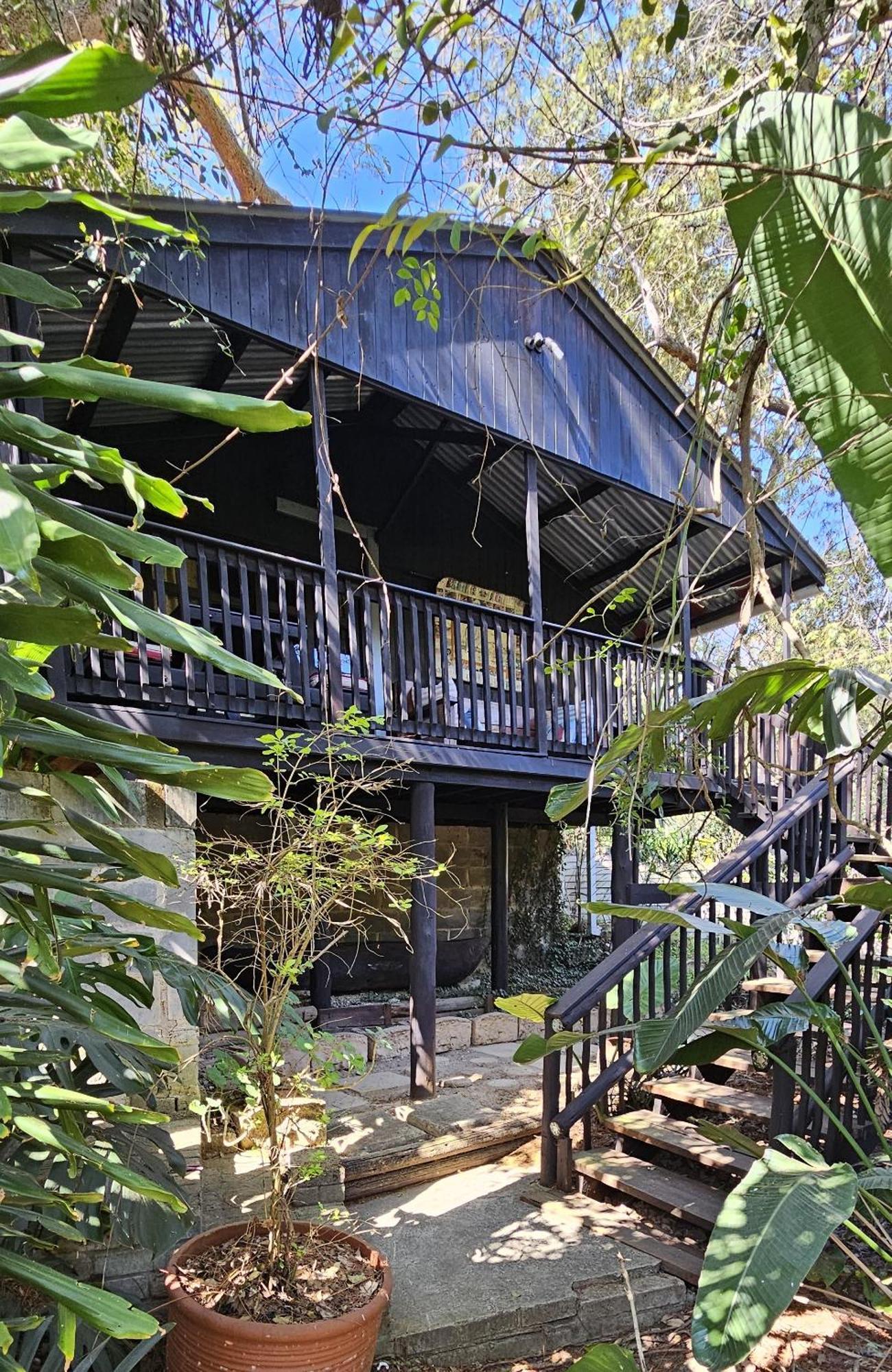 Old Vic Travellers Inn Nelspruit Mbombela Exterior foto