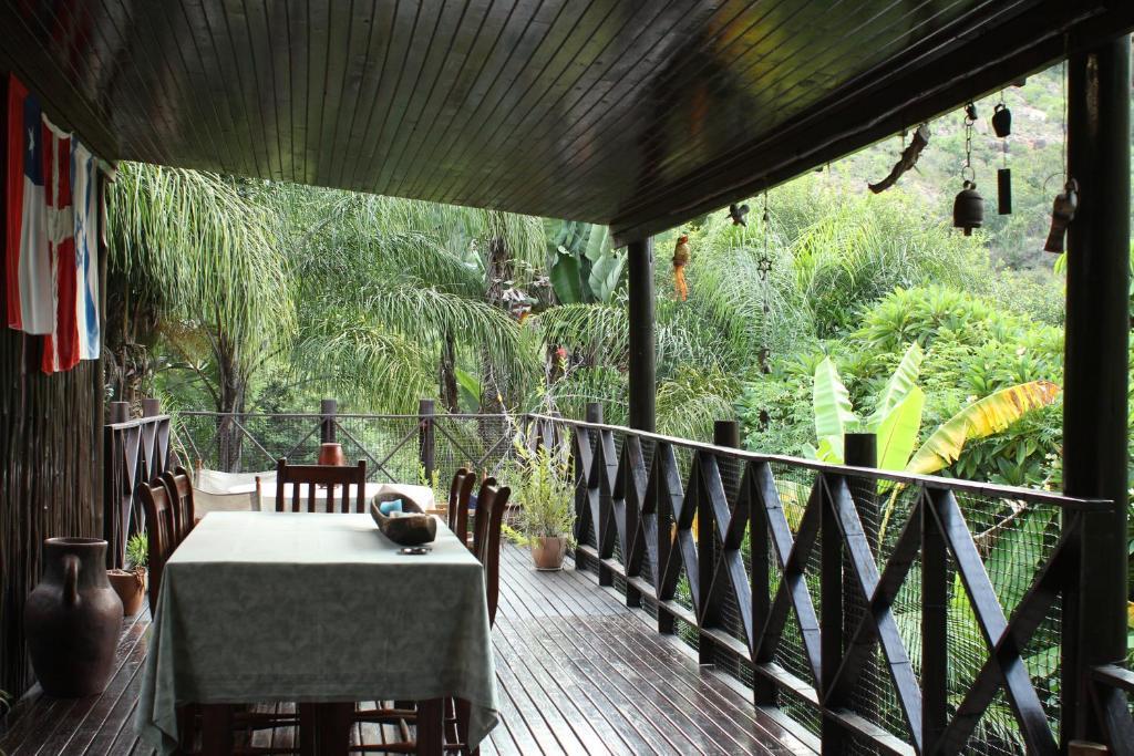 Old Vic Travellers Inn Nelspruit Mbombela Exterior foto